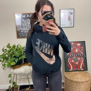 Nike • Hooded Sweatshirt • S